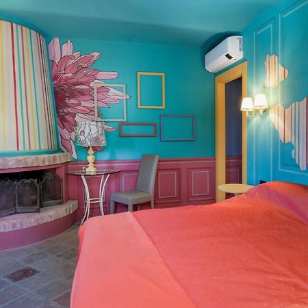 Segnavento -Rooms And Suites- Manta Zewnętrze zdjęcie